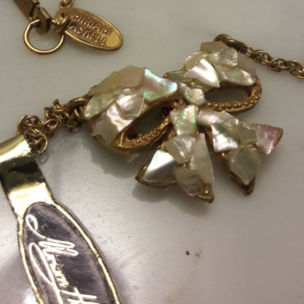 VTG WW II ERA! " MIRIAM HASKELL" MOTHER OF PEARL!